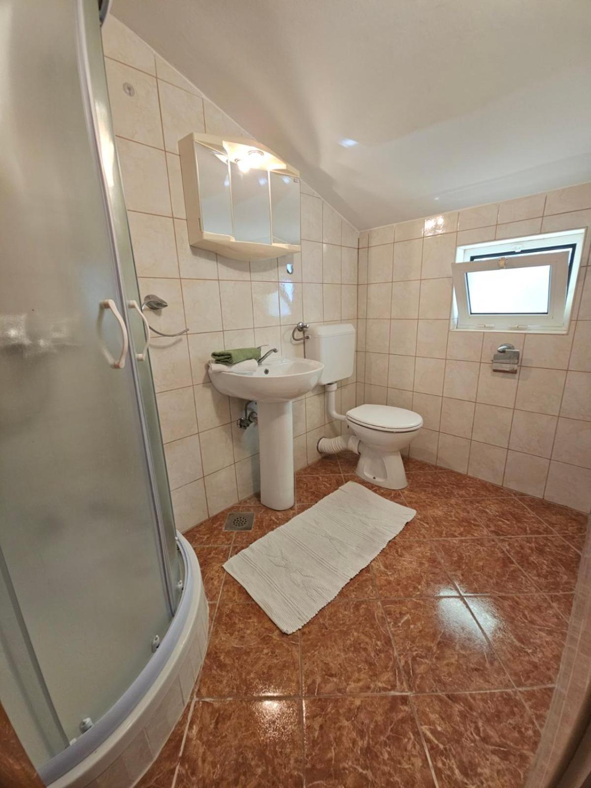 Apartment Jelena Rab Town Exteriér fotografie