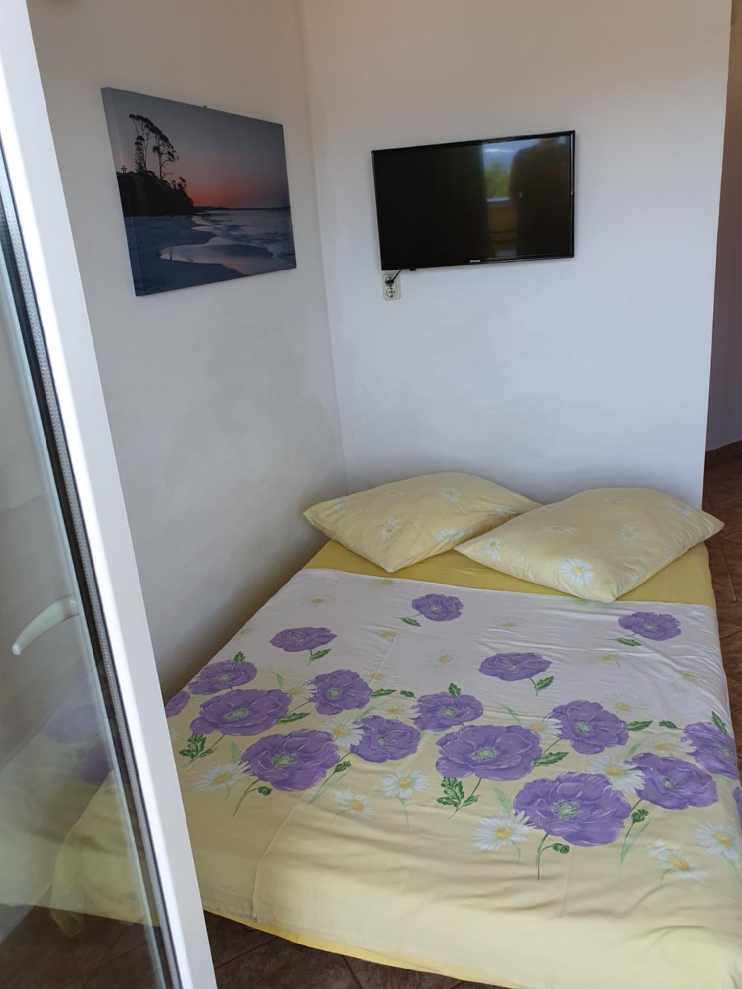 Apartment Jelena Rab Town Exteriér fotografie